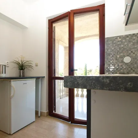 Apartment Vesna 718 *