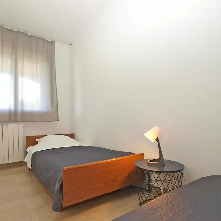 Apartment Vesna 718 *