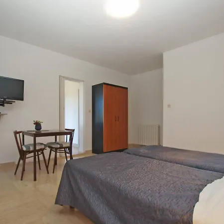 Apartment Vesna 718